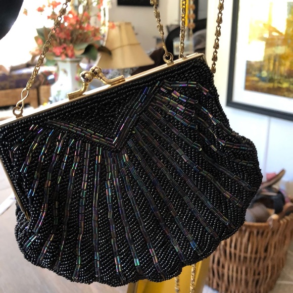 VNT beautiful black bead Scalloped handbag - Picture 13 of 16